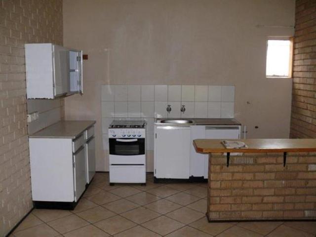 Flat for rent in eMalahleni, Emalahleni Local Municipality