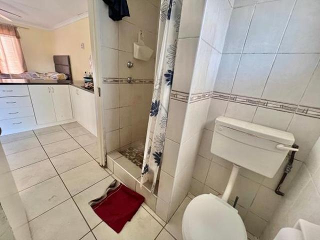 Flat for sale in Umgungundlovu, Kwazulu-natal