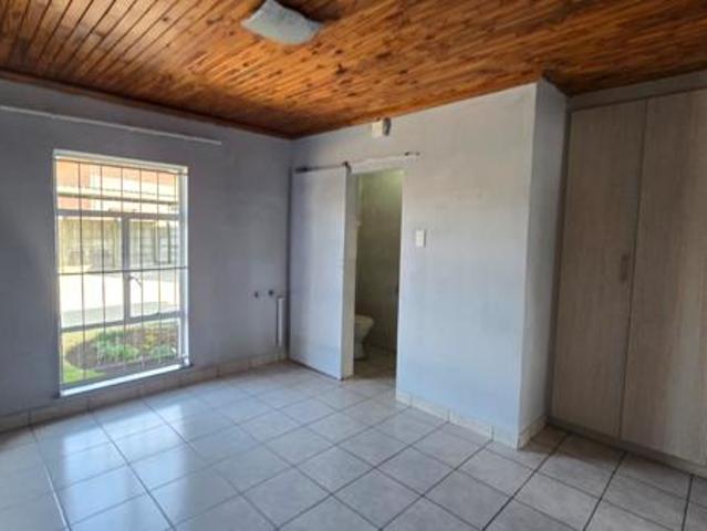Flat for rent in Secunda, Govan Mbeki
