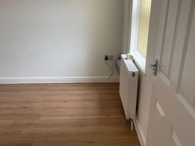 Apartment for rent in Page Hall, South Yorkshire