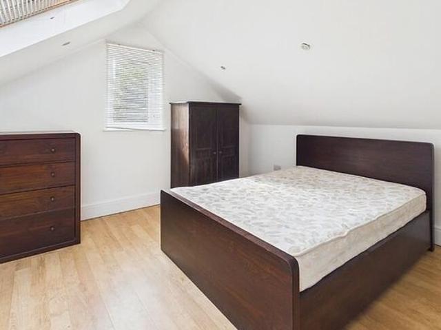 Apartment for rent in Broomhill, South Yorkshire