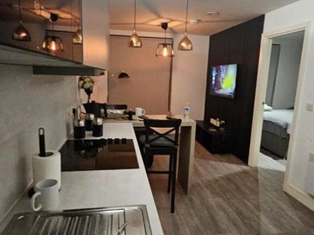 Apartment for rent in Saint Vincent's, Netherthorpe
