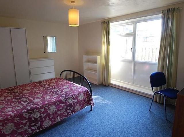 Apartment for rent in Crookes, South Yorkshire
