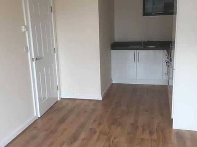 Apartment for rent in Saint Vincent's, Netherthorpe