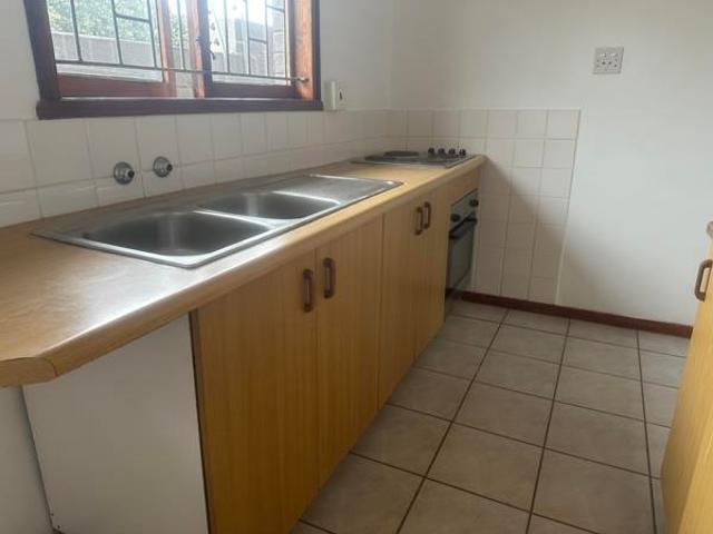 Flat for rent in Ugu District Municipality, Kwazulu-natal