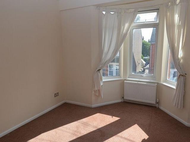 Apartment for rent in Frognal, Greater London