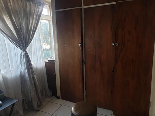 Flat for sale in Lejweleputswa, Free State