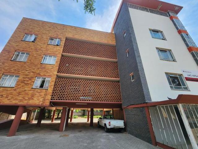 Flat for sale in Lejweleputswa, Free State