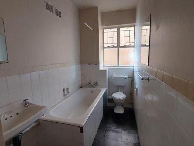 Flat for sale in Lejweleputswa, Free State