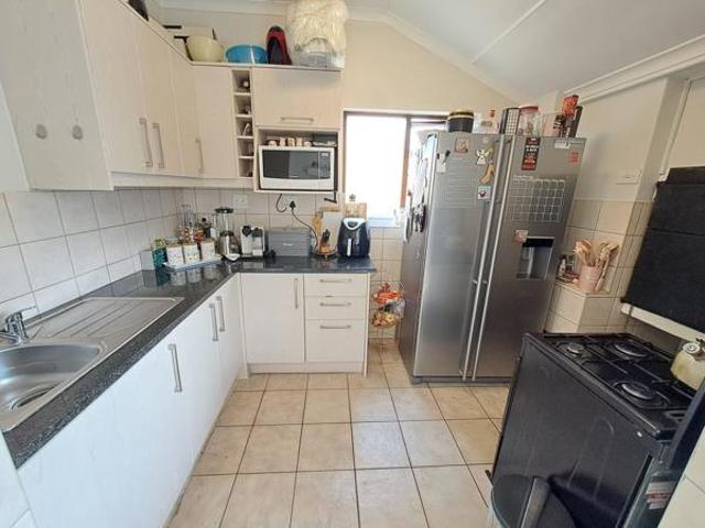 Flat for rent in Cape Town, Western Cape