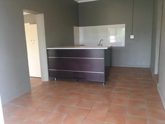 Flat for rent in Cape Town, Western Cape