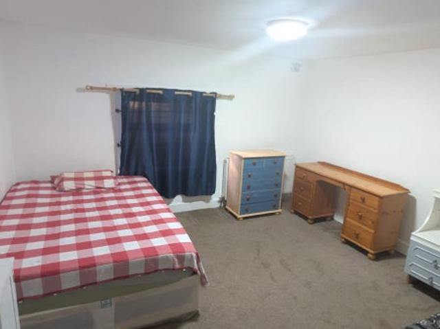 Apartment for rent in Maryland, Greater London