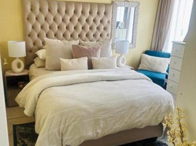 Flat for rent in Waterkloof, Gauteng