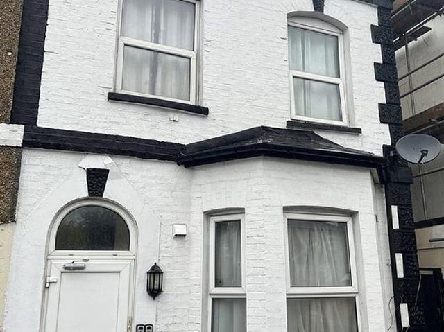 Apartment for rent in London Borough of Croydon, Thornton Heath