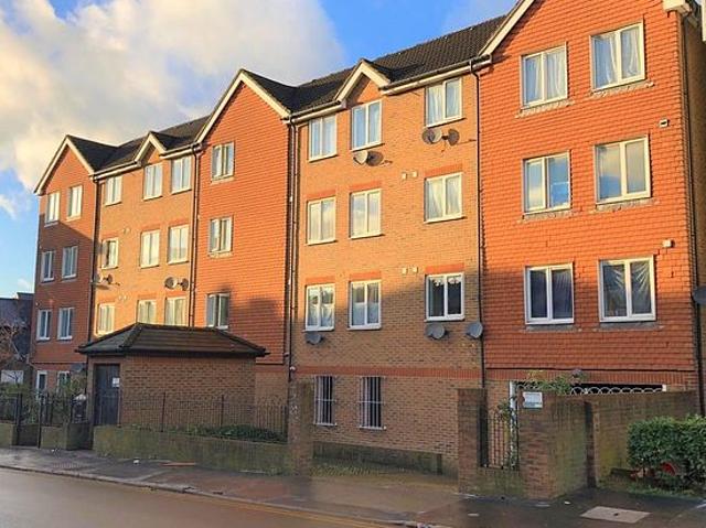 Apartment for rent in London Borough of Croydon, Thornton Heath