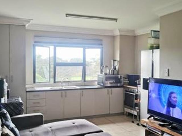 Flat for sale in Tongaat Beach, Kwazulu-natal