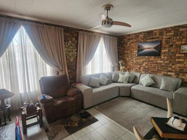 Flat for sale in Gert Sibande, Mpumalanga