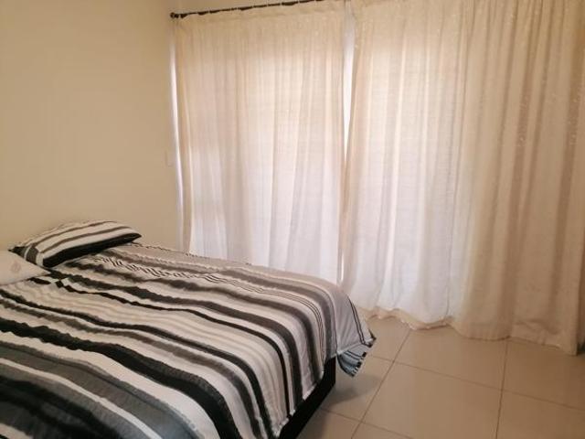 Flat for rent in Seaview, Kwazulu-natal