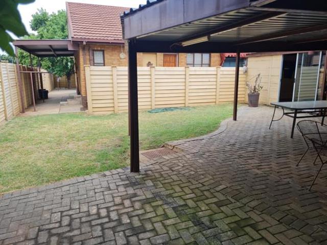 Flat for rent in Bloemfontein, Mangaung Metropolitan Municipality