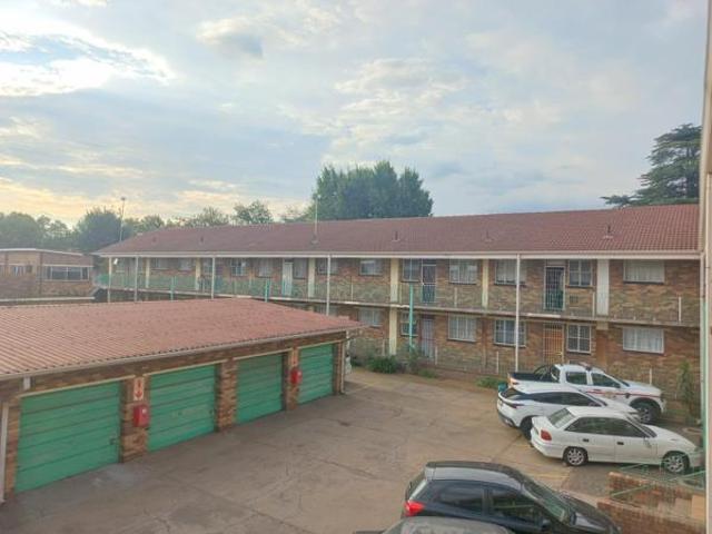 Flat for sale in Sedibeng, Gauteng