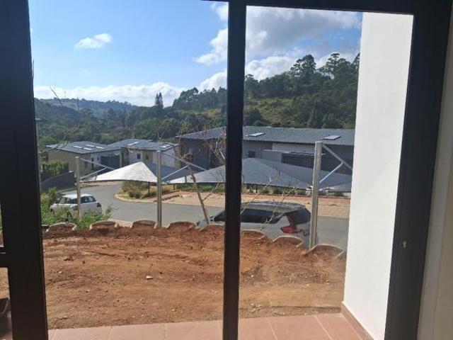 Flat for rent in Seaview, Kwazulu-natal