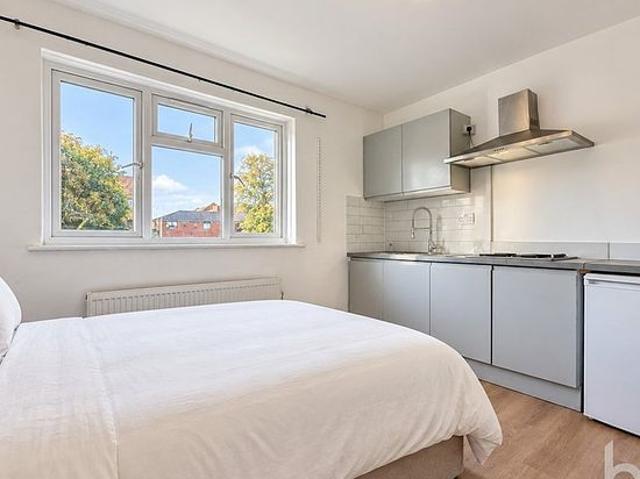 Apartment for rent in London Borough of Brent, Greater London
