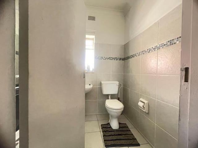 Flat for sale in Dr Kenneth Kaunda, North West
