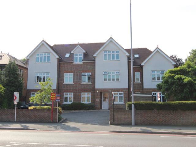 Apartment for rent in London Borough of Croydon, Purley