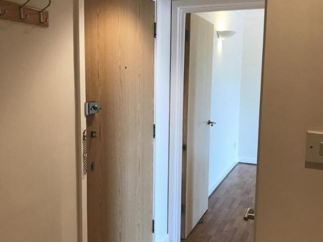 Apartment for rent in London Borough of Croydon, Purley