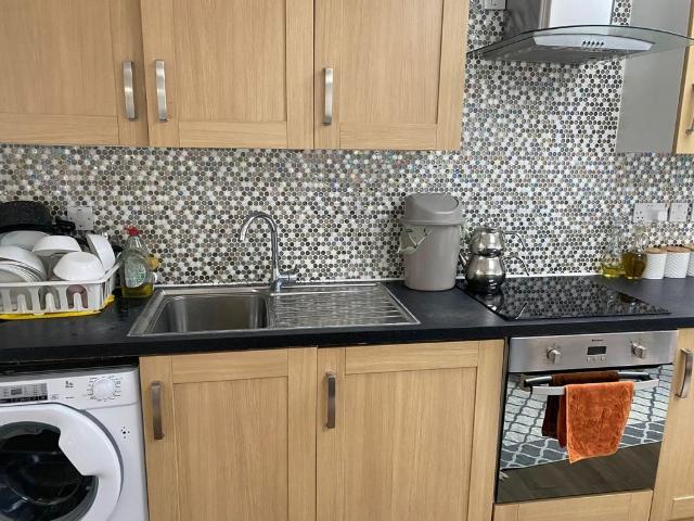 House for rent in Upper Edmonton, Greater London