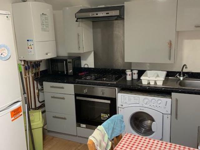 Apartment for rent in Robin Hood, The Slade