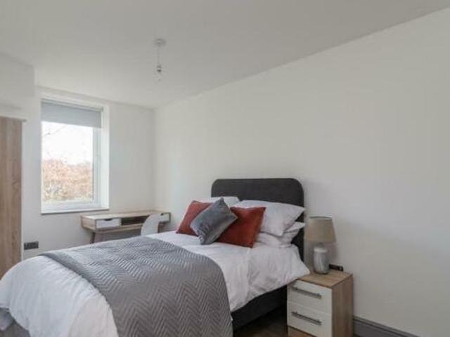 House for rent in Chadsmoor, Staffordshire