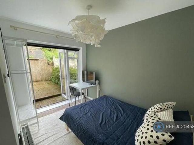 House for rent in Hertford, Colliers End