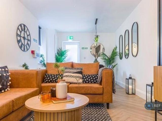 House for rent in Lyons, Greater London