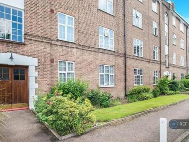House for rent in Kingston Upon Thames, Greater London
