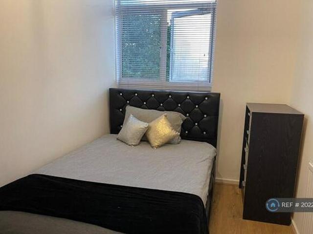 House for rent in Lyons, Greater London