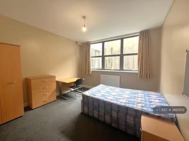 House for rent in Redcliffe, Feckenham