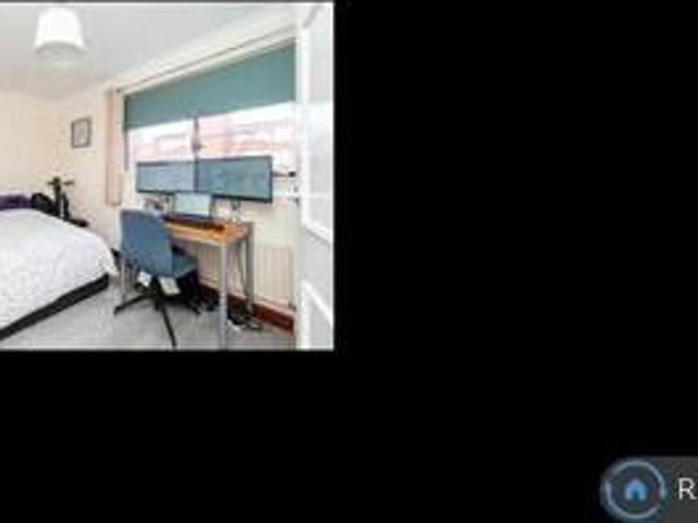 House for rent in Sutton Green, Woking