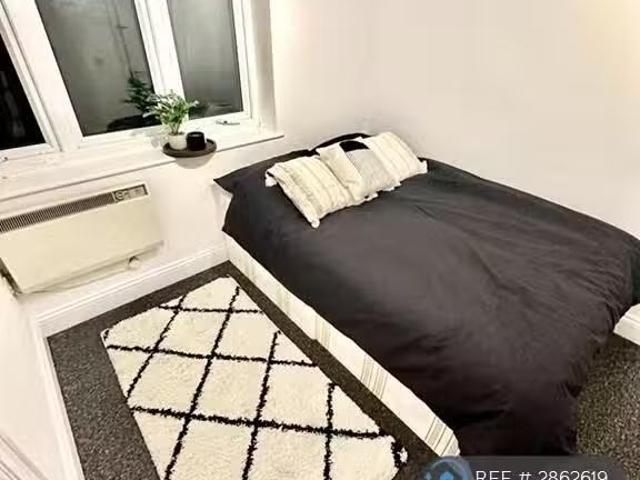 House for rent in Hatch End, Greater London
