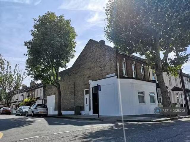 House for rent in Cyprus, Greater London