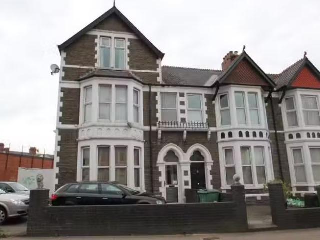 House for rent in The Colonies, Cardiff