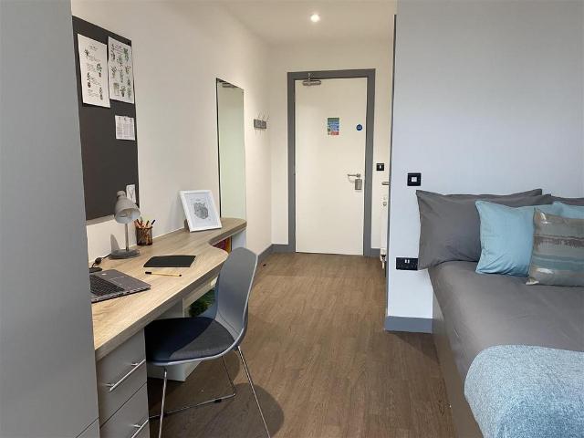 Room for rent in New Lodge, Northern Ireland