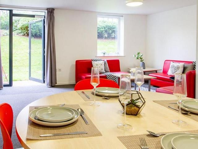 Room for rent in Great Horton, West Yorkshire