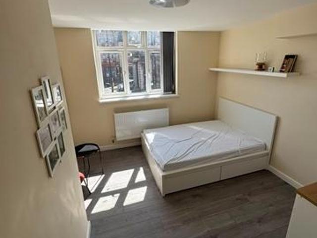 Room for rent in Bearwood, West Midlands