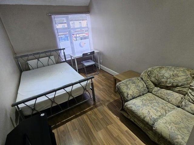 Room for rent in Ladybarn, Georgia