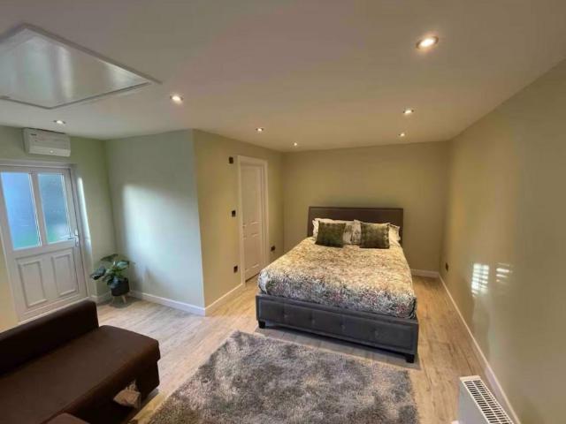 Room for rent in Berrick Salome, Oxfordshire