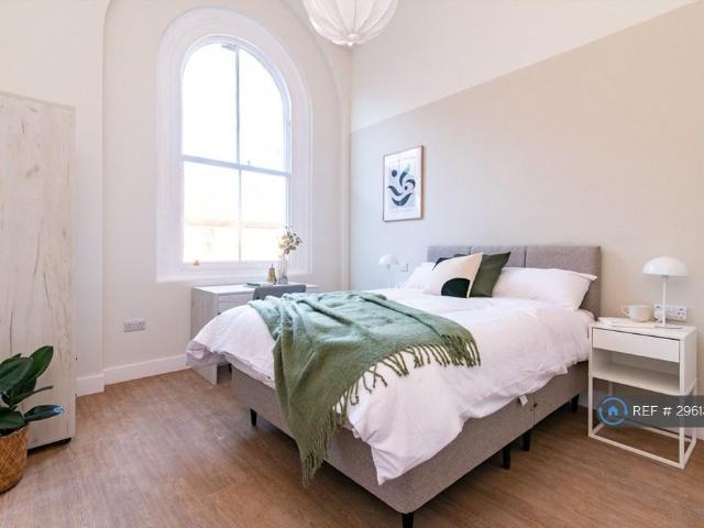 Room for rent in Titchfield, Hucknall