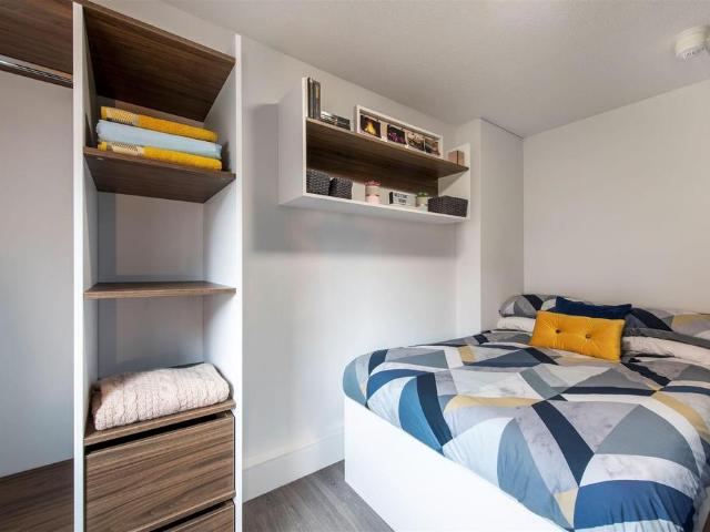 Room for rent in Highfields, Old Wharf