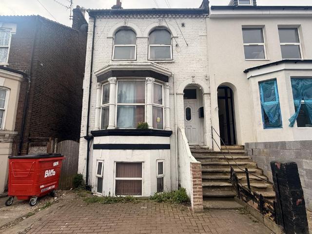 Room for rent in Spring Park, Luton