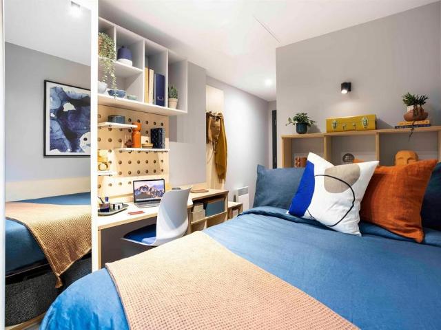 Room for rent in Queen's Quarter, Northern Ireland